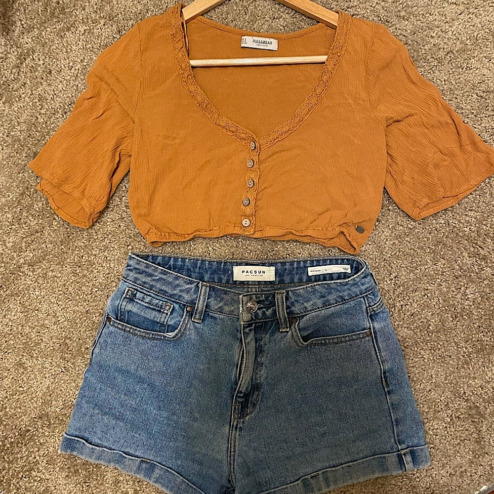 Paul and bear lace crop top